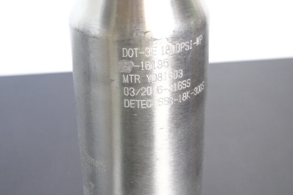 IMC/Sentry Steel Sample Cylinder with Valves | 1800psi | 1/4" Connection - Image 4