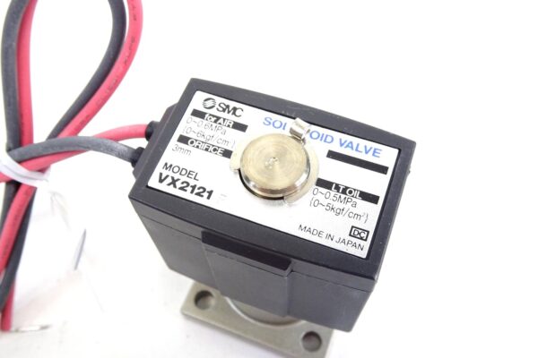 SMC Solenoid Valve VX2121F-00-5G Orifice 3mm - Image 3