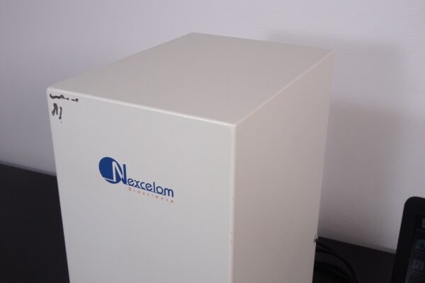 Nexcelom Bioscience Cellometer K2 Fluorescent Viability Cell Counter - Image 4