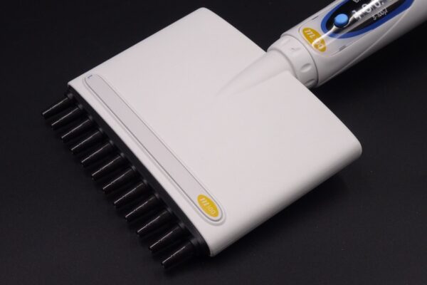 Sartorius/BIOHIT m100 Manual 12-Channel Pipette | 5-100uL - Image 2