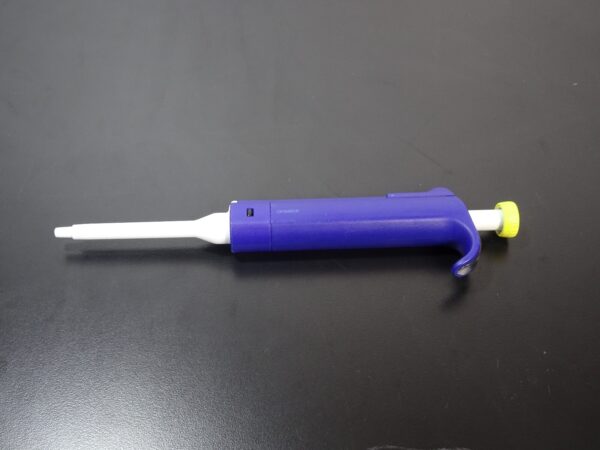 Fisherbrand Finnpiptte II Variable Pipette | 20-200uL - Image 3