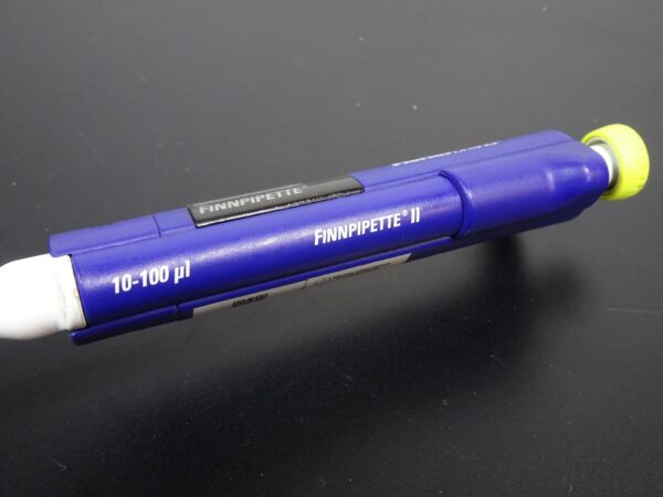 Thermo Scientific Finnpipette II | 10-100uL | Lab Pipette - Image 3