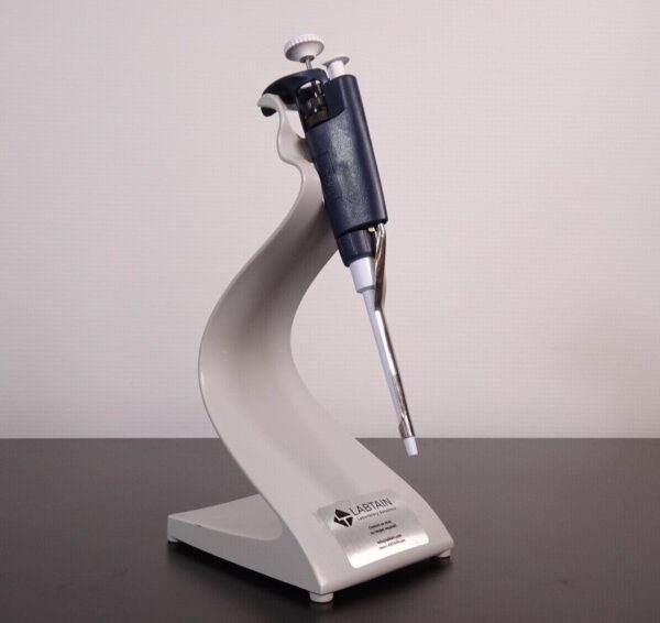 Rainin Classic Lab Pipette PR-200 | 20-200uL Single Channel Manual Pipette - Image 2